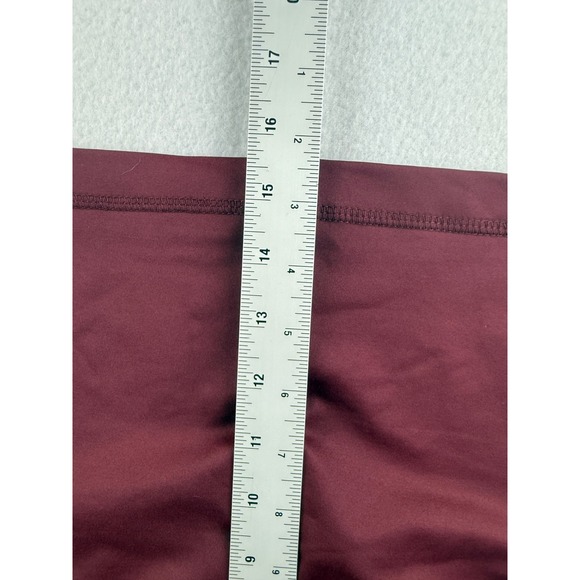 FIGS Technical Collection Women's Small Short Burgundy Cargo Scrub Pants - Picture 6 of 8